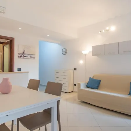 Indaco Apartment *